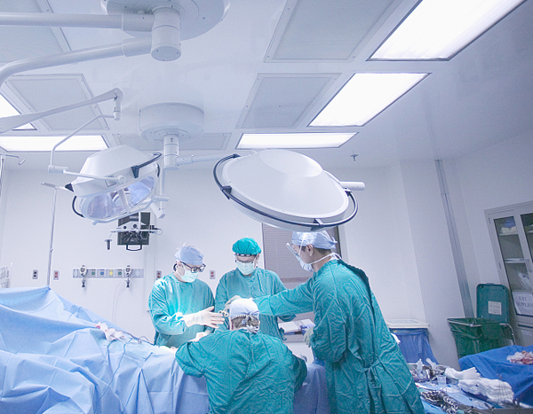 Case study of operation field camera in operating room